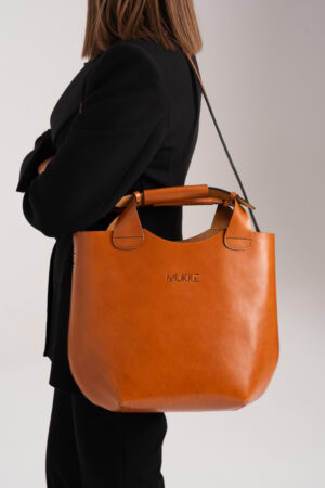 Alternative view of Mały shopper skórzany w kolorze koniakowym - SPOKOJNA