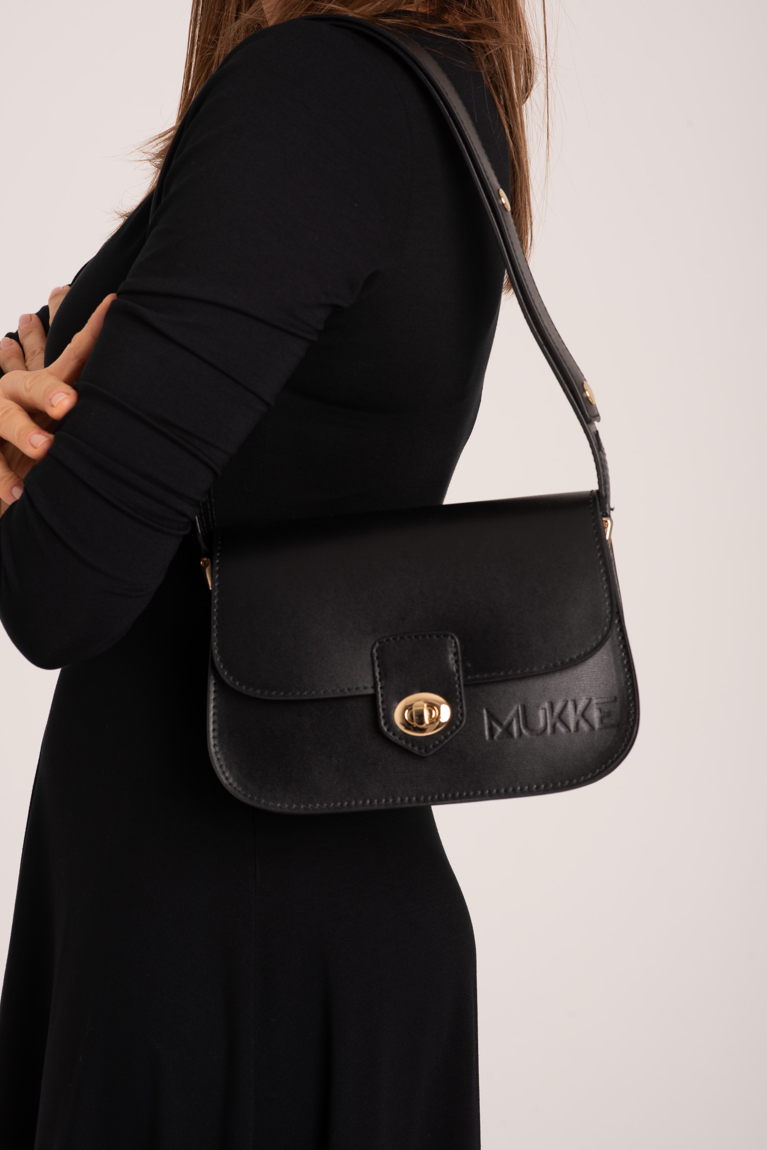 Alternative view of Mała torebka z regulowanym paskiem Wolna