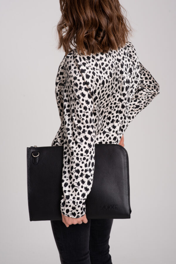 Czarne etui na laptopa „Office Queen” - obrazek 5